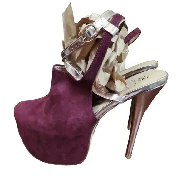 Scene by shoedazzle Platform heels. Size 9.5 - Picture 3 of 16